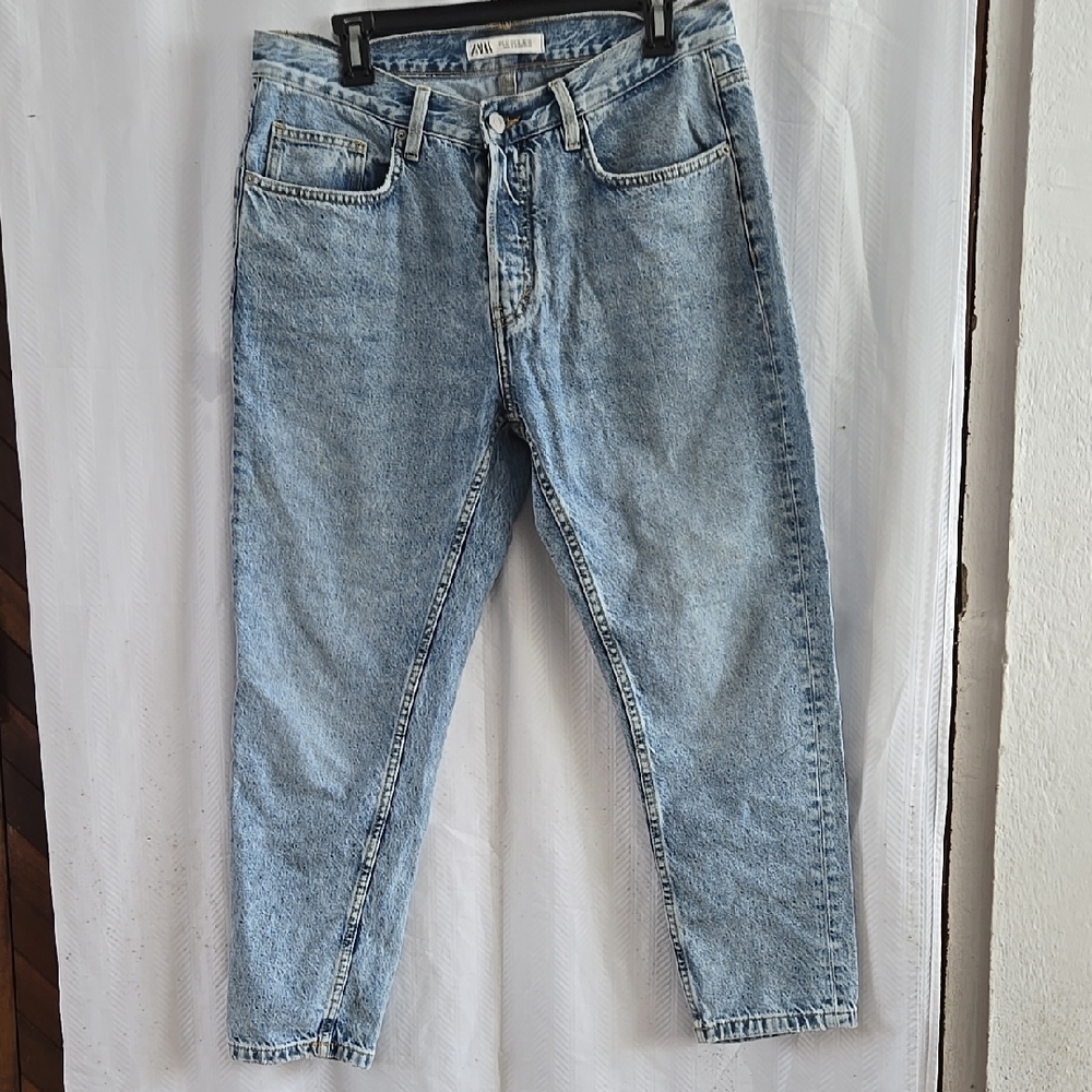 Zara Washed Blue High Waisted Straight Leg Light Size 32"